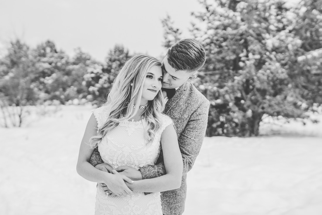 Green Canyon Winter Bridals | Logan Wedding Photographer